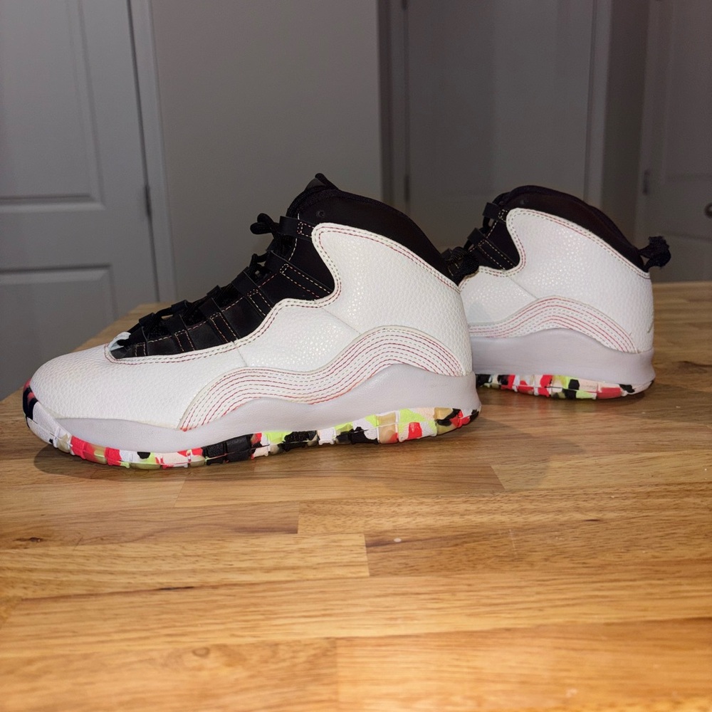 Jordan Women's Black and White Sneakers with Multicolor Sole